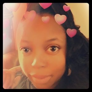 Meet your Posher, Khalia